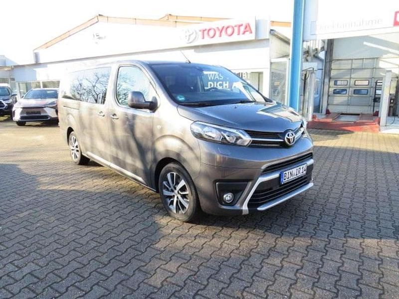 Gebraucht Toyota Proace Comfort 144 PS (105 kW) 2022 Dark grey Van / Kleinbus