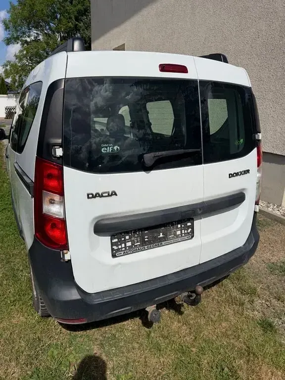 Gebraucht Dacia Dokker Essentiel 75 PS (55 kW) 2013 Weiß Van / Kleinbus