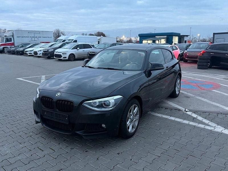 Gebraucht 2013 BMW 116 Sport Line Kleinwagen | 4.450 € (Superpreis) - Bild 1/4