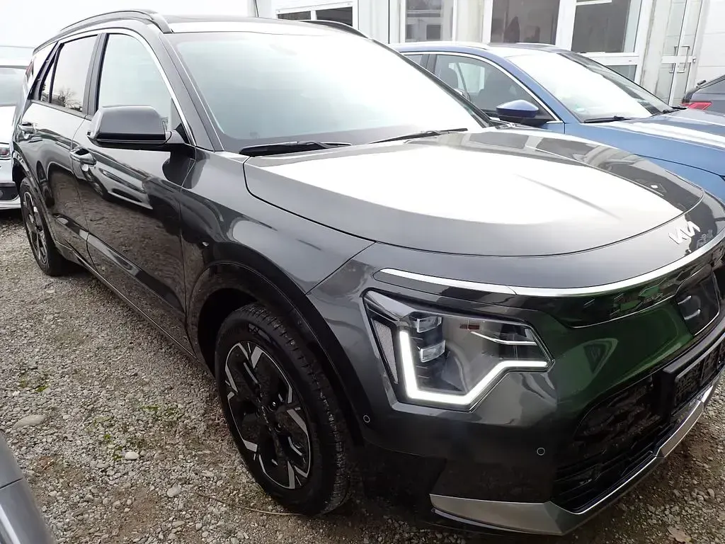 Gebraucht Kia e-Niro Vision 150 kW (204 PS) 2024 Schwarz SUV