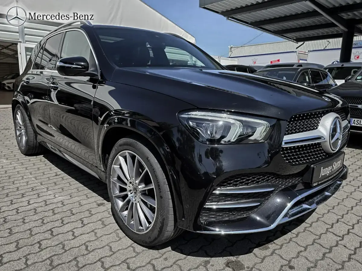 Gebraucht Mercedes GLE400 AMG 330 PS (242 kW) 2024 Obsidianschwarz SUV