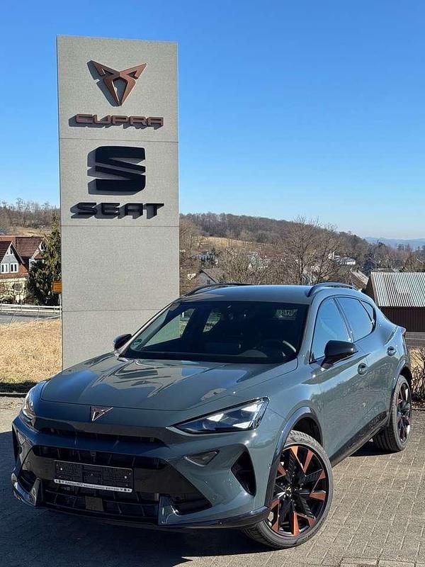 Blau Gebraucht 2025 Cupra Formentor SUV | 36.990 € (Etwas zu teuer) - Bild 1/4