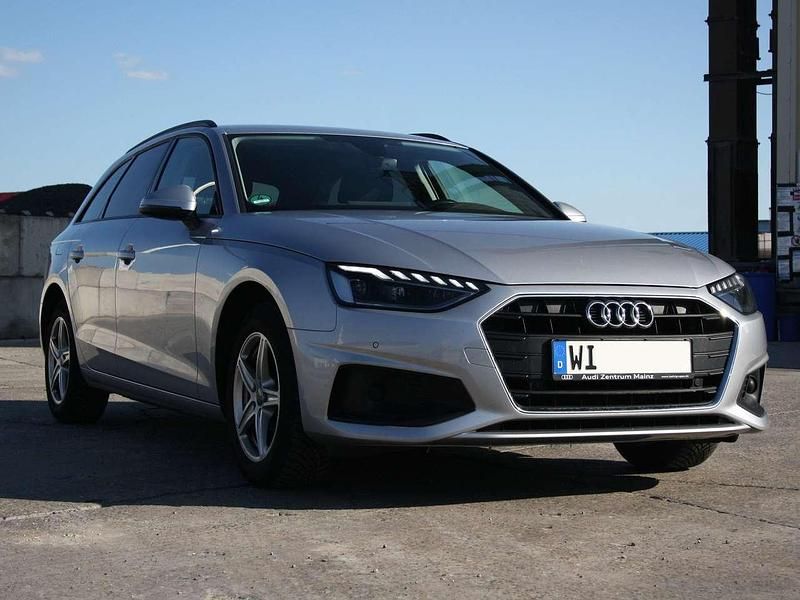Silber Gebraucht 2020 Audi A4 Advanced Kombi | 19.800 € (Fairer Preis) - Bild 1/4