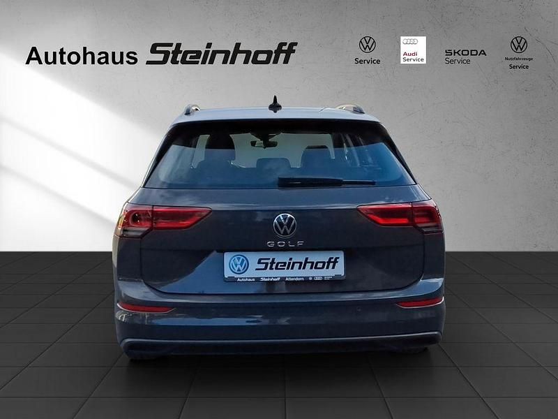 Gebraucht VW Golf VIII 116 PS (85 kW) 2021 Grau Kombi
