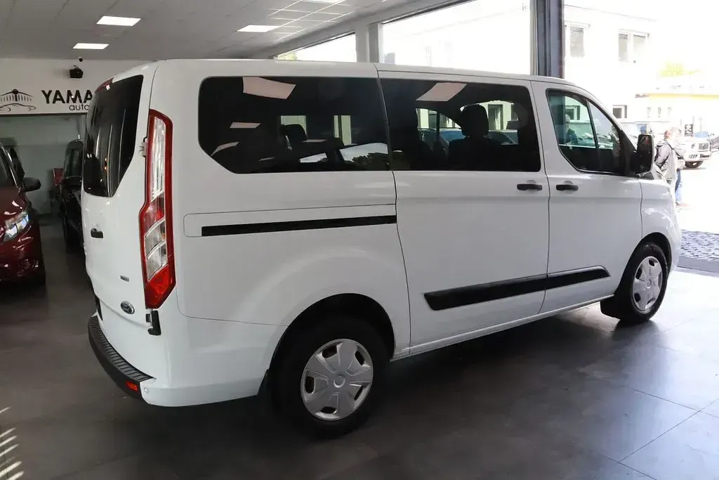 Gebraucht Ford Transit Custom 131 PS (96 kW) 2018 Weiß Van / Kleinbus