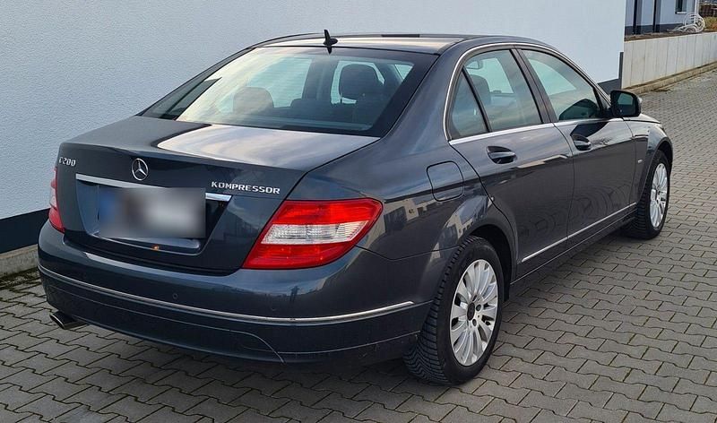 Gebraucht Mercedes C200 Elegance 184 PS (135 kW) 2008 Grau Limousine