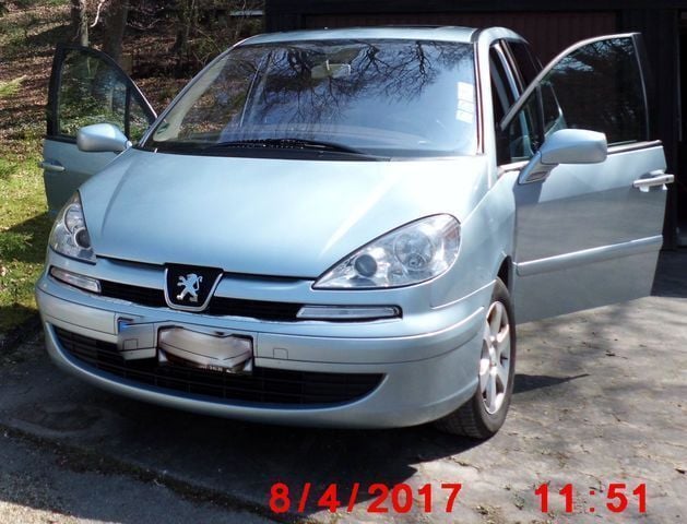 Gebraucht Peugeot 807 185 PS (136 kW) 2006 Blau metallic Van / Kleinbus