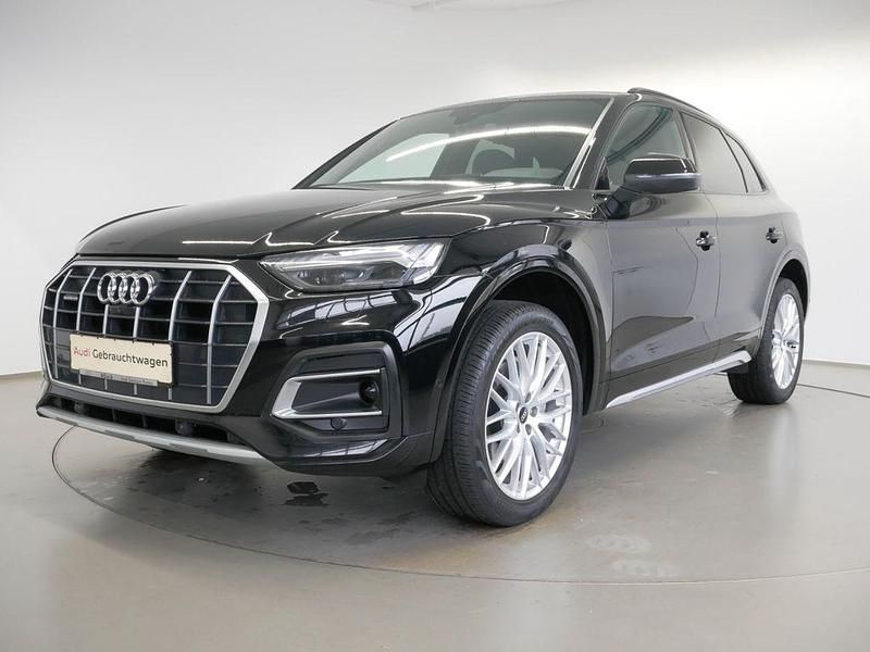 Gebraucht Audi Q5 Ambiente 204 PS (150 kW) 2023 Brillantschwarz SUV