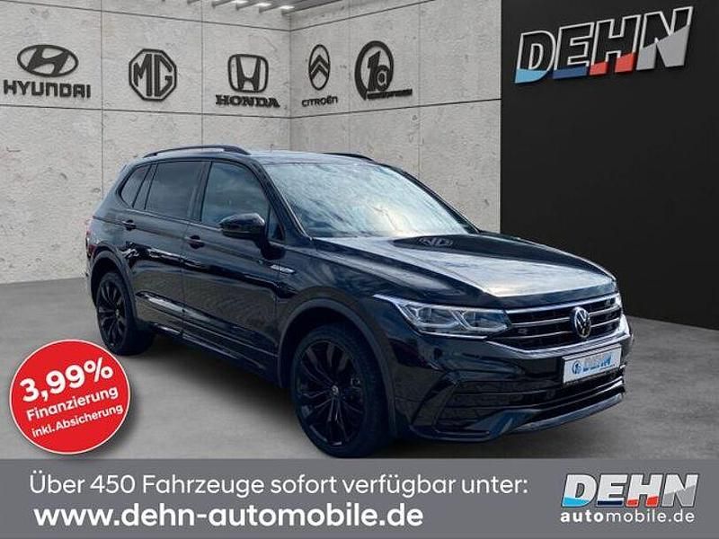 Deep black perleffekt (schwarz) Gebraucht 2023 VW Tiguan Allspace R-line SUV | 43.950 € (Etwas zu teuer) - Bild 1/4