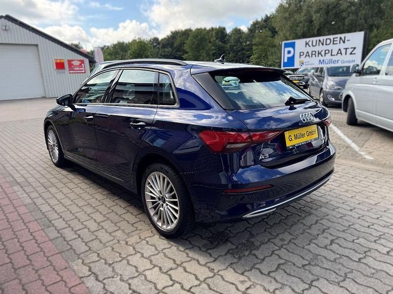 Gebraucht Audi A3 Advanced Plus 150 PS (110 kW) 2024 Blau Limousine