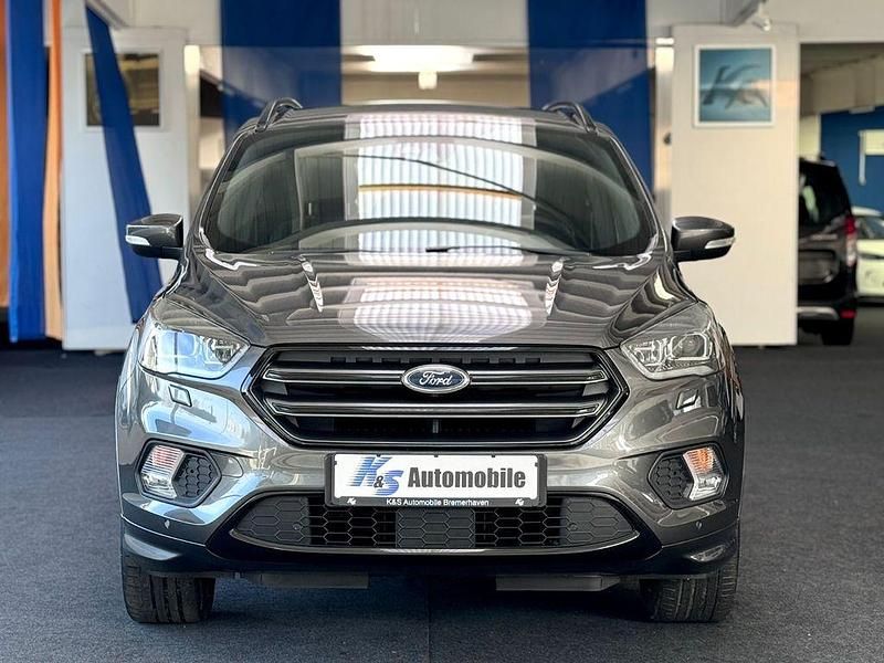 Gebraucht Ford Kuga ST-Line 150 PS (110 kW) 2018 Grau SUV