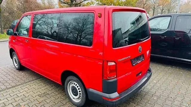 Second-hand VW Transporter 102 CP (75 kW) 2018 Roșu Van
