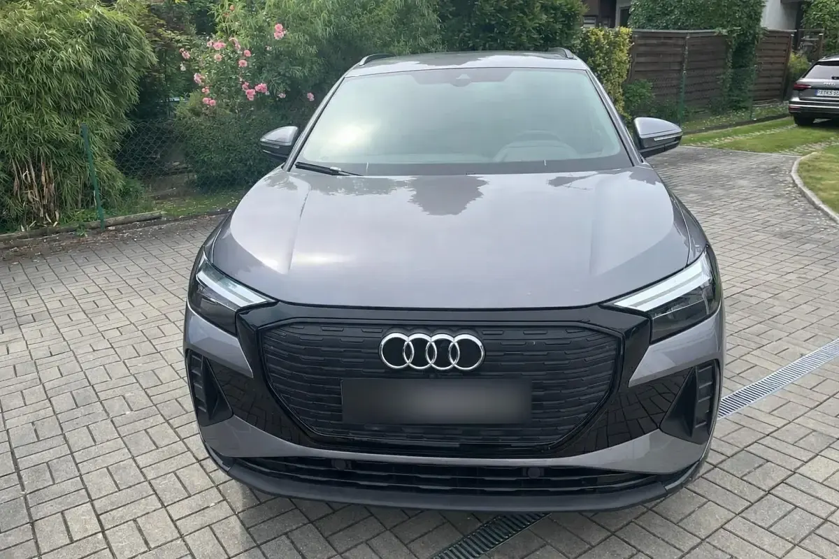 Gebraucht Audi Q4 e-tron 125 kW (170 PS) 2022 Grau SUV
