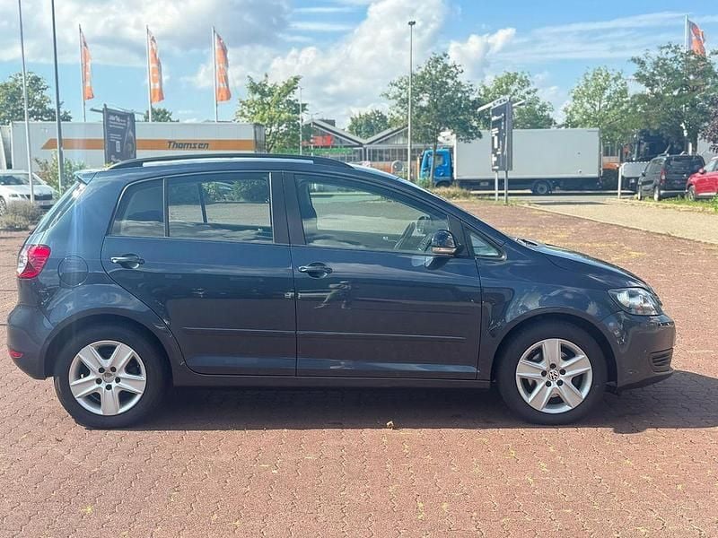 Gebraucht VW Golf Plus Cross Comfortline 122 PS (89 kW) 2009 Blau Van / Kleinbus