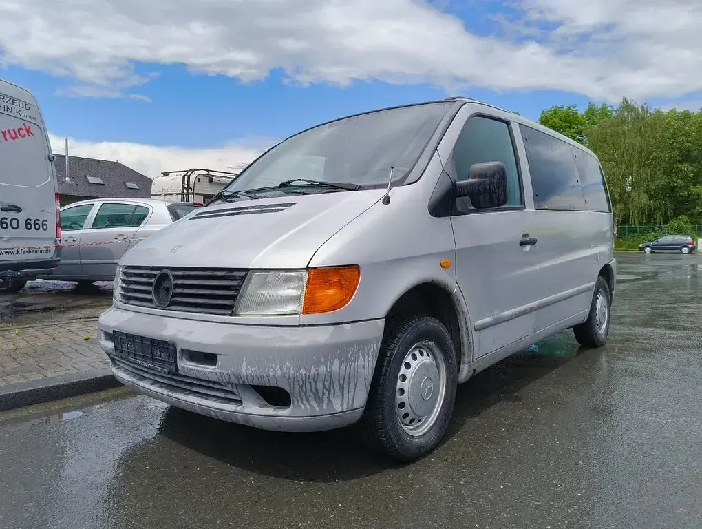 Gebraucht Mercedes Vito 79 PS (58 kW) 1998 Silber Van