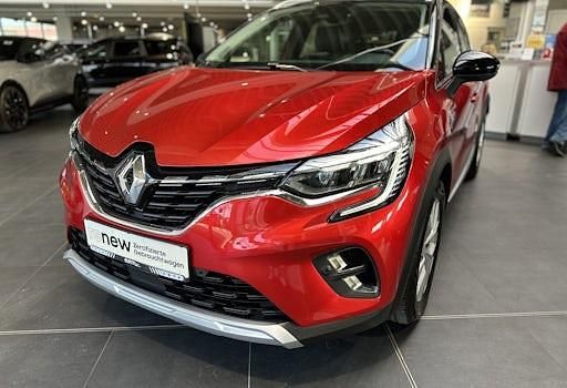 Gebraucht Renault Captur Techno 158 PS (116 kW) 2020 Rot SUV