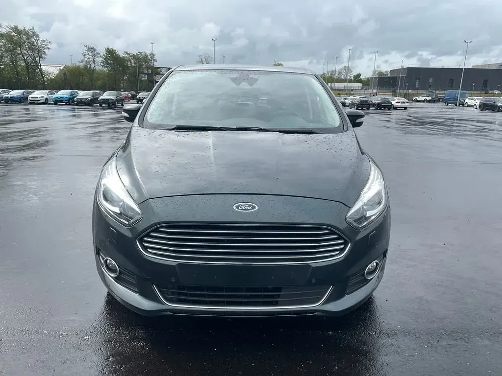 Occasion Ford S-MAX Titanium 179 ch (131 kW) 2018 Gris Monospace