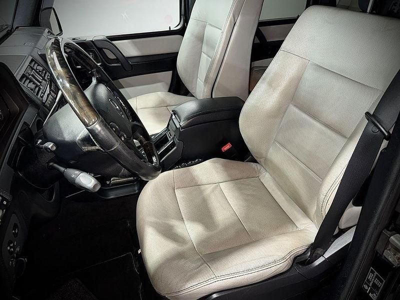 Gebraucht Mercedes G350 211 PS (155 kW) 2012 Schwarz SUV