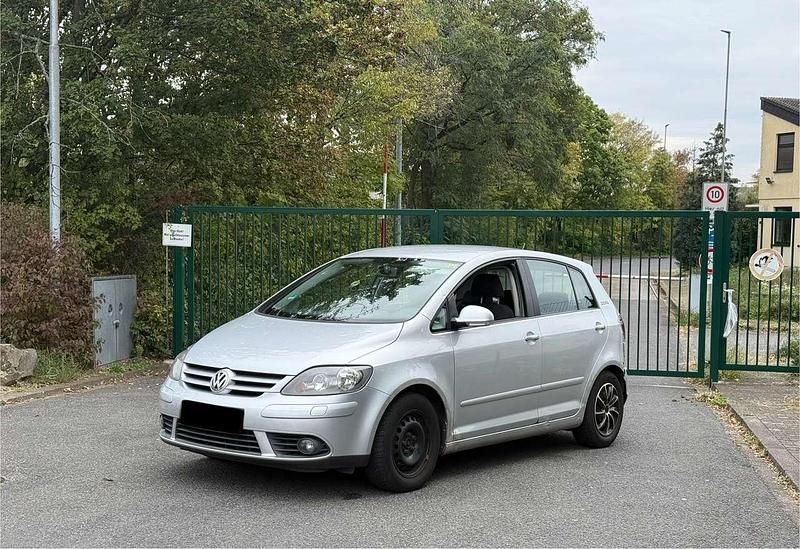 Silber Gebraucht 2006 VW Golf Plus Cross Goal Van / Kleinbus | 1.500 € (Superpreis) - Bild 1/4