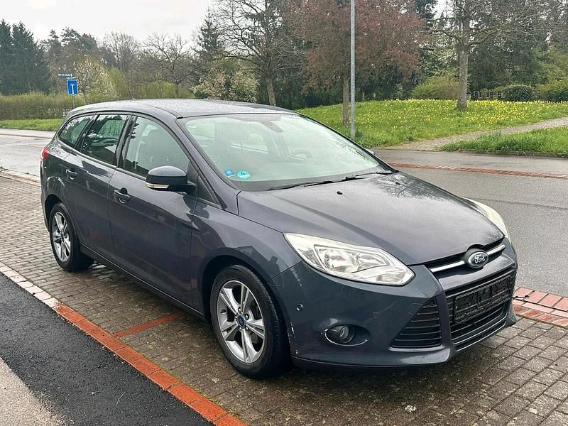 Second-hand Ford Focus 116 CP (85 kW) 2013 Gri Break