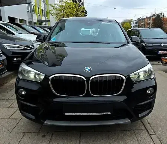 Używany BMW X1 Advantage 190 KM (139 kW) 2017 Czarny SUV