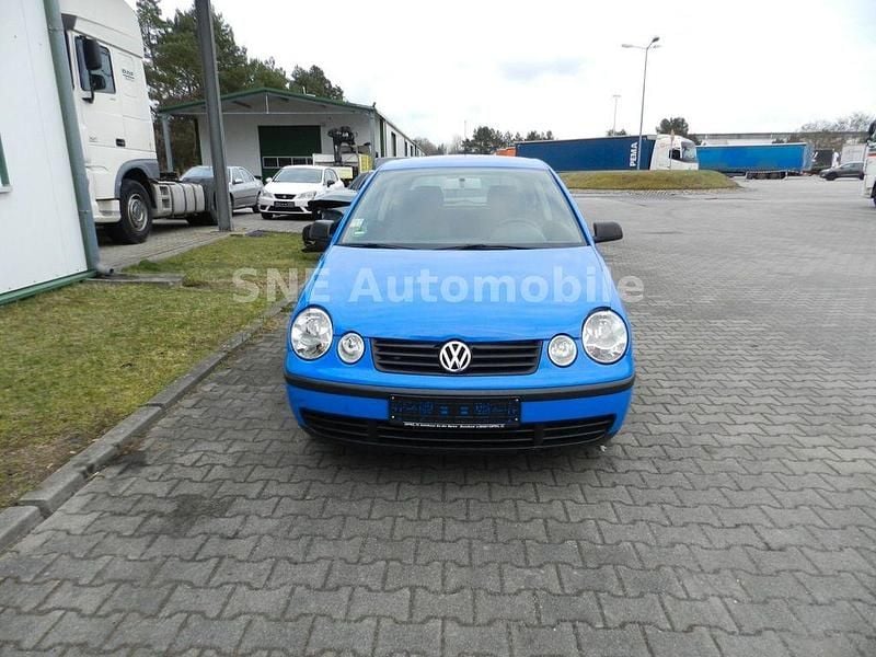 Gebraucht VW Polo Basis 54 PS (39 kW) 2003 Blau Limousine