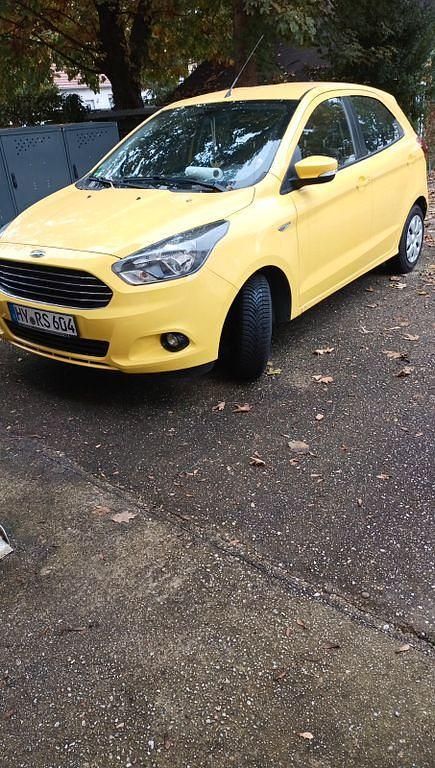 Gebraucht Ford Ka 71 PS (52 kW) 2017 Gelb Limousine