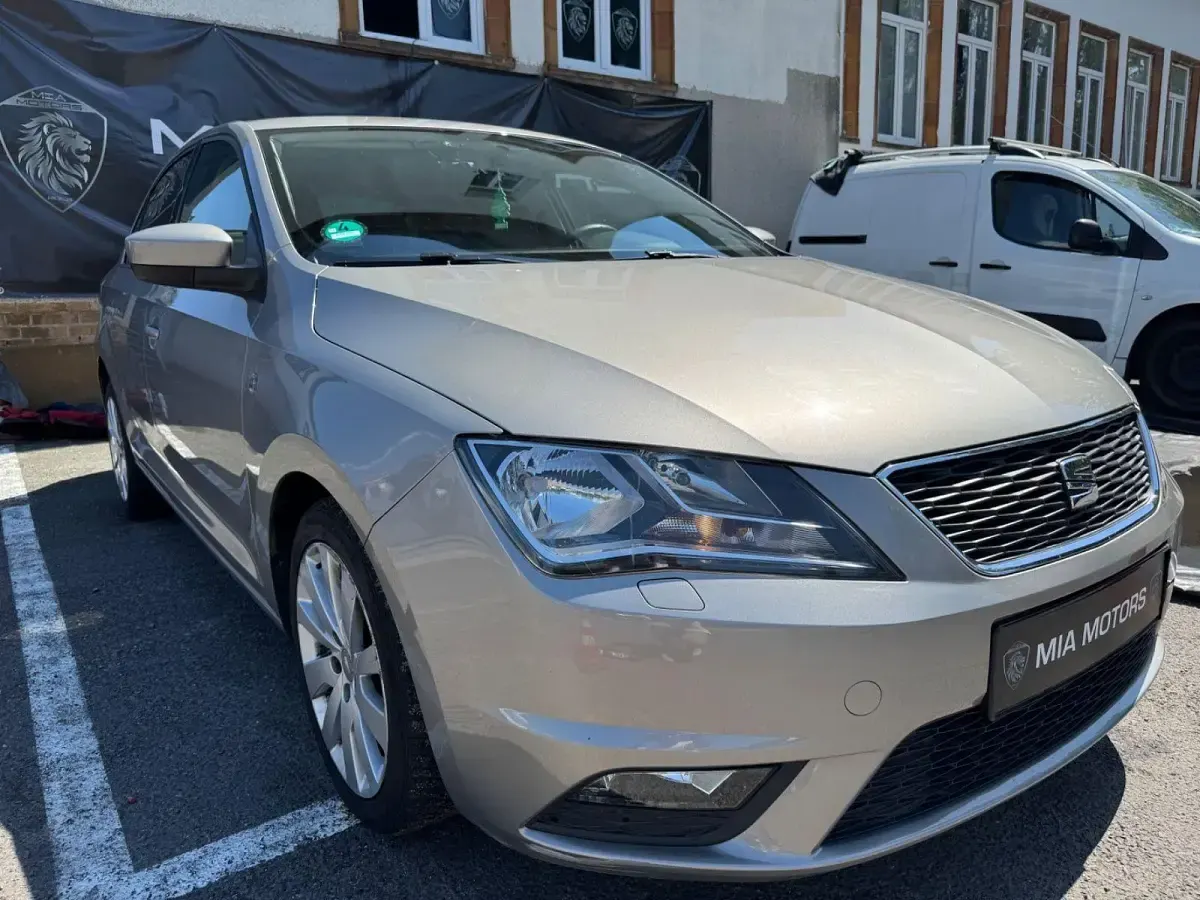 Gebraucht Seat Toledo Style 122 PS (89 kW) 2014 Gold Kleinwagen