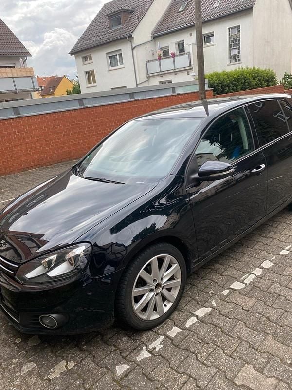Schwarz Gebraucht 2012 VW Golf VI Kleinwagen | 4.500 € (Fairer Preis) - Bild 1/4