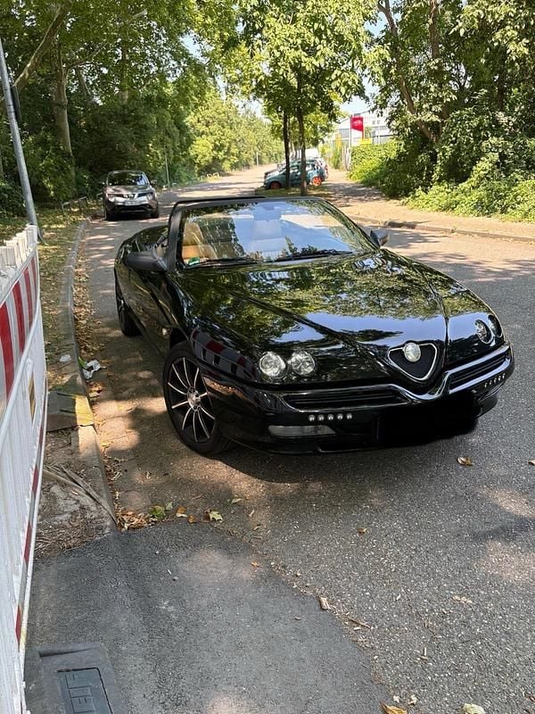 Schwarz Gebraucht 1997 Alfa Romeo Spider Cabrio | 3.650 € (Teuer) - Bild 1/4