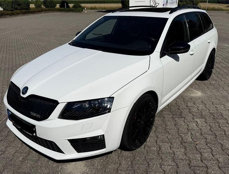 Weiß Gebraucht 2016 Skoda Octavia RS Kombi | 13.900 € (Fairer Preis) - Bild 1/4