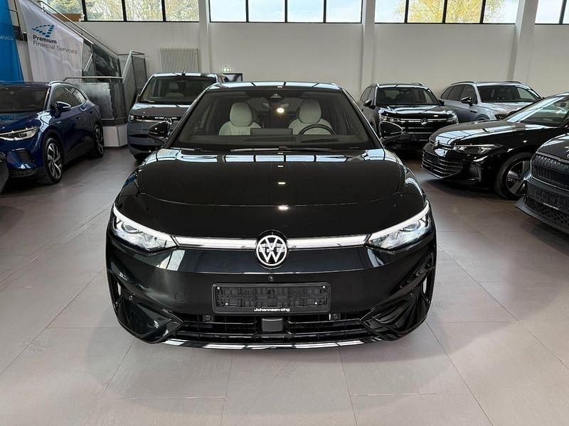 Gebraucht VW ID.7 Pro 210 kW (286 PS) 2023 Schwarz Kleinwagen