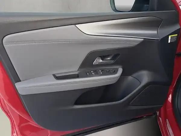 Gebraucht Opel Mokka Elegance 131 PS (96 kW) 2022 Power rot (metallic) SUV