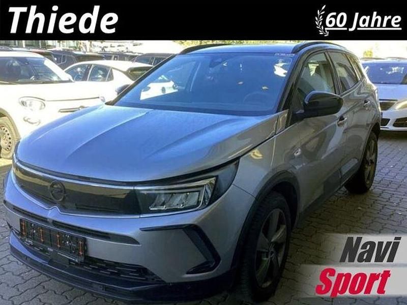 Grau metallic Gebraucht 2024 Opel Grandland X Sport SUV | 19.900 € (Superpreis) - Bild 1/3