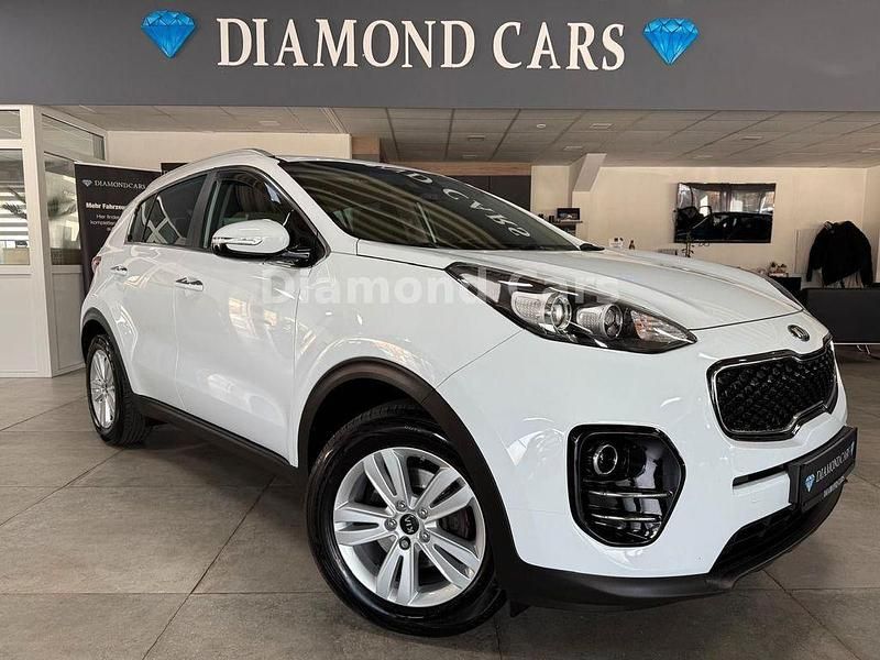 Weiß Gebraucht 2018 Kia Sportage DREAM-TEAM Edition SUV | 14.990 € (Fairer Preis) - Bild 1/4