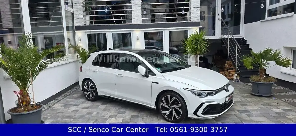 Gebraucht VW Golf VIII Sport 150 PS (110 kW) 2020 Oryxweiss Limousine