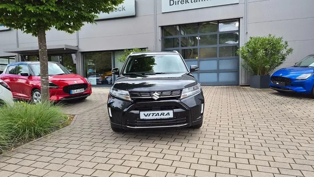 Gebraucht Suzuki Vitara Comfort+ 110 PS (80 kW) 2026 Schwarz SUV