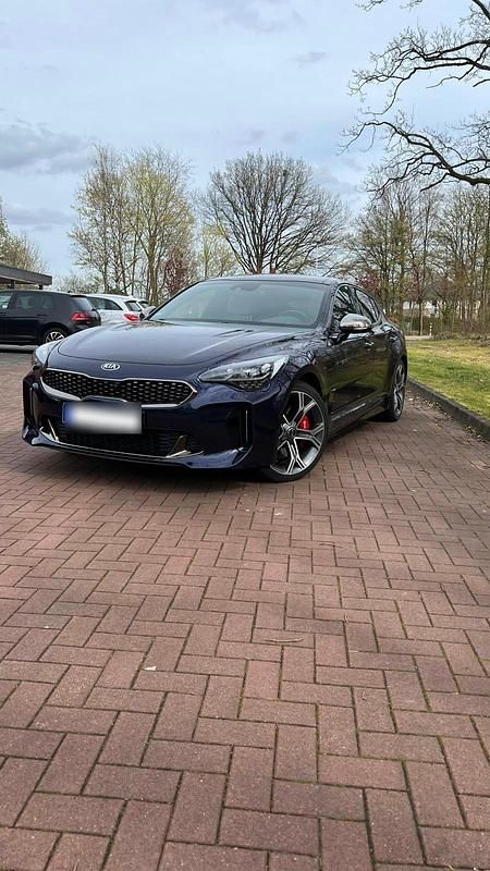 Gebraucht Kia Stinger GT 366 PS (269 kW) 2020 Blau Kleinwagen