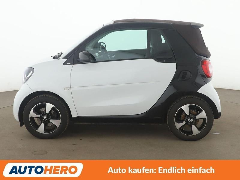 Gebraucht Smart ForTwo Cabrio 71 PS (52 kW) 2019 Weiß Cabrio