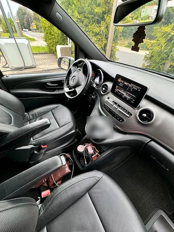 Usata Mercedes V250 2017 Argento Monovolume