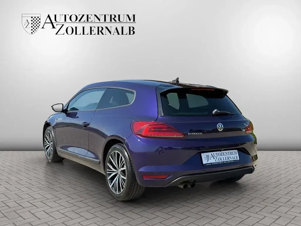 Gebraucht VW Scirocco Allstar 125 PS (91 kW) 2016 Ultraviolet metallic Coupé