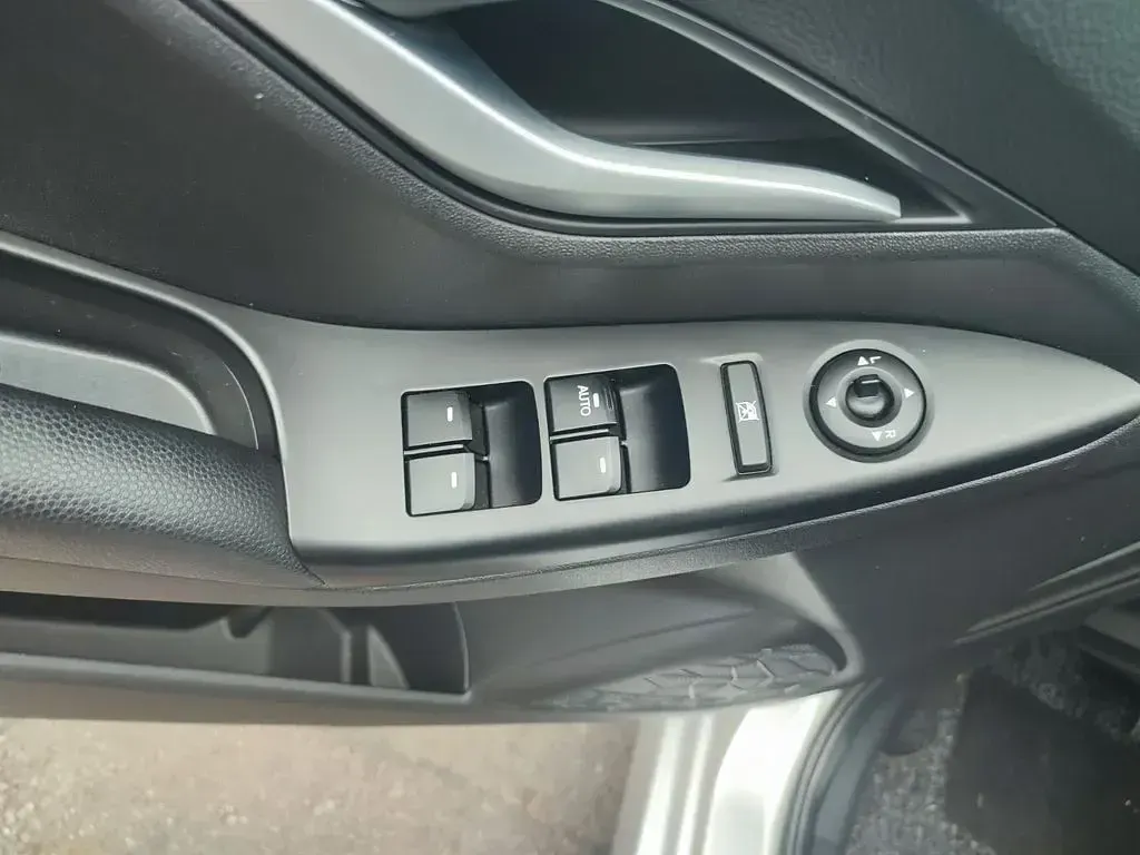 Gebraucht Hyundai ix20 125 PS (91 kW) 2019 Silber Kleinwagen