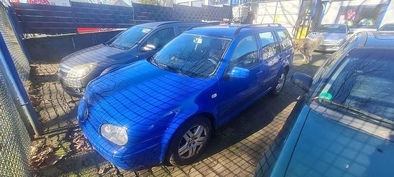 Gebraucht VW Golf III Comfortline 116 PS (85 kW) 1999 Blau Kombi