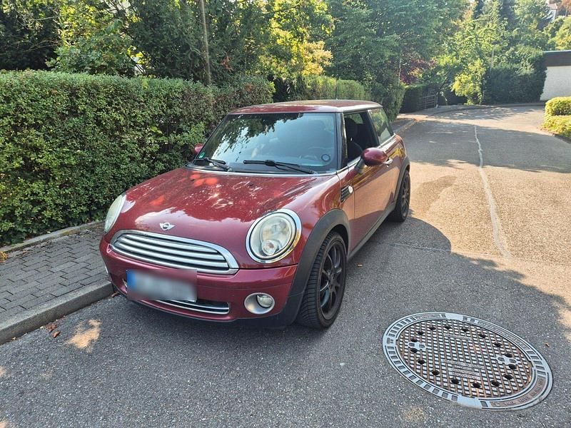 Rot Gebraucht 2009 Mini Cooper Coupé Coupé | 5.299 € (Fairer Preis) - Bild 1/4