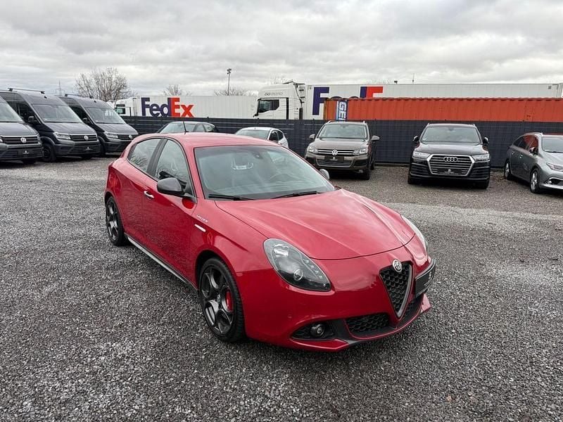 Gebraucht Alfa Romeo Giulietta Veloce 241 PS (177 kW) 2018 Rot Kleinwagen