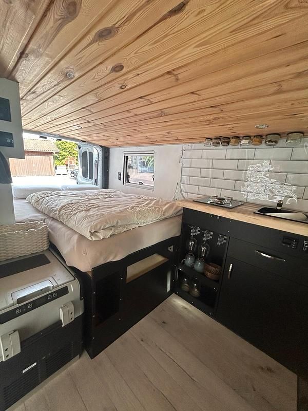 Weiß Gebraucht 2017 Opel Vivaro S Van | 29.000 € - Bild 1/4