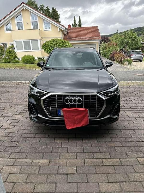 Gebraucht Audi Q3 S-Line 150 PS (110 kW) 2023 Schwarz SUV