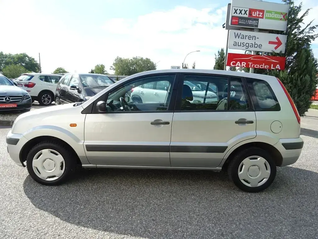Gebraucht Ford Fusion Style 101 PS (74 kW) 2007 Silber Kleinwagen