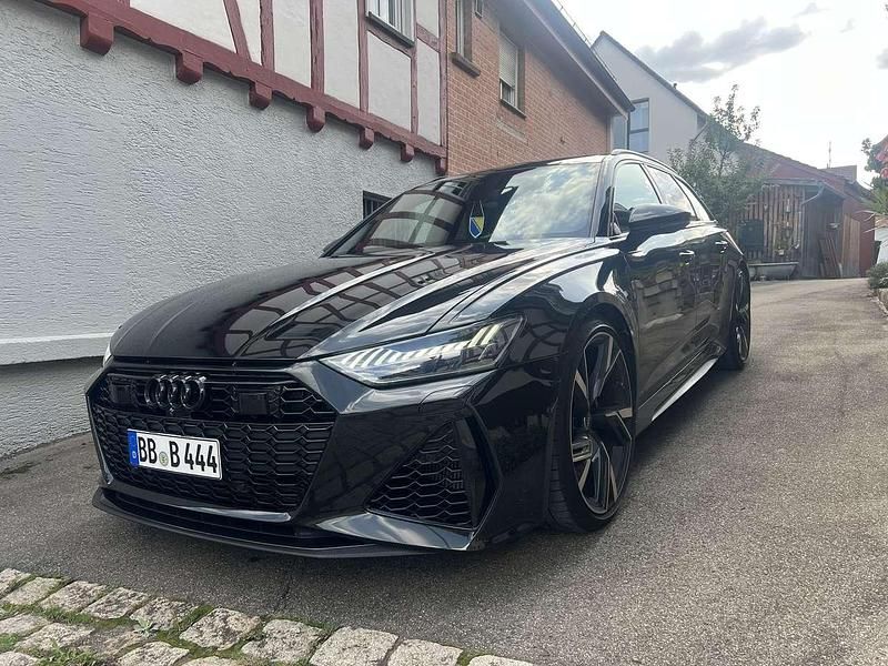 Gebraucht Audi RS6 700 PS (514 kW) 2021 Grün Kombi