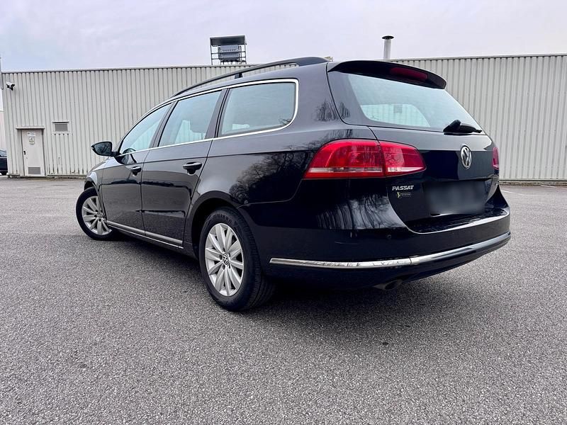 Gebraucht VW Passat Business 106 PS (77 kW) 2014 Schwarz Kombi